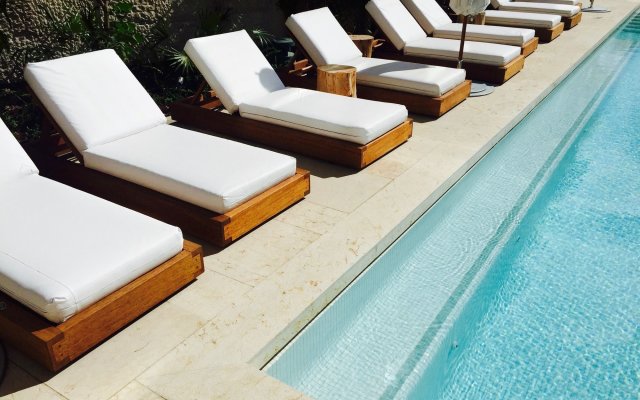 Thompson Playa Del Carmen Beach House