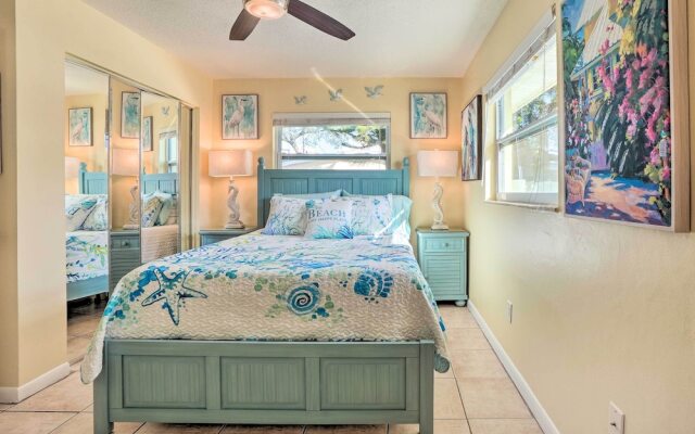 Pet-friendly Dunedin Townhome w/ Private Yard