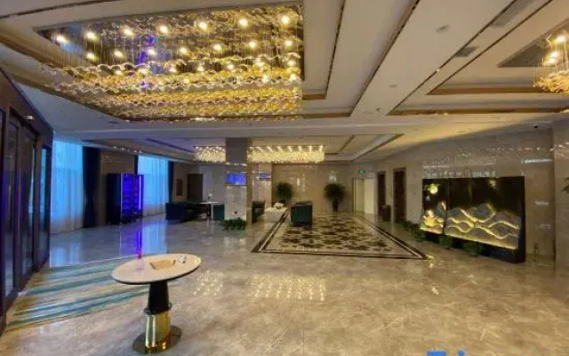 Suihua Chengyue Gloria Business Hotel