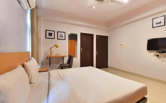 Fabhotel Rushank Palace