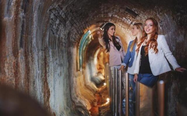 Bluestars Apartments