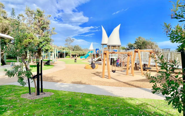 By The Beach Frankston