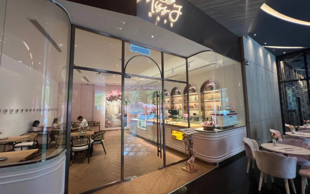 Super Star Suite 5min KLCC Netflix 1cp