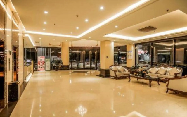 Prince Hotel
