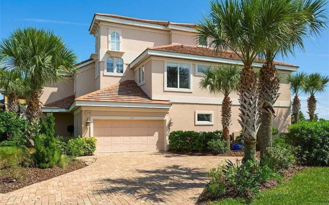 Sea Star Palace - Six Bedroom Home