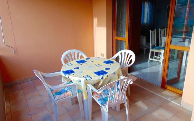 S220 - Sirolo, Trilocale in Centro Con Terrazzo