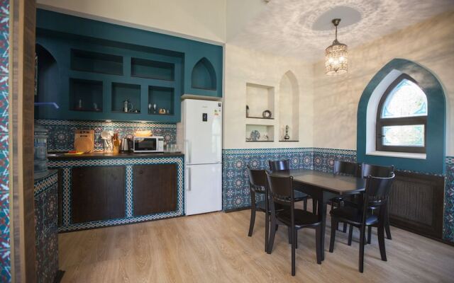 Отель «Шишки на Лампушке — Восточная Медина»