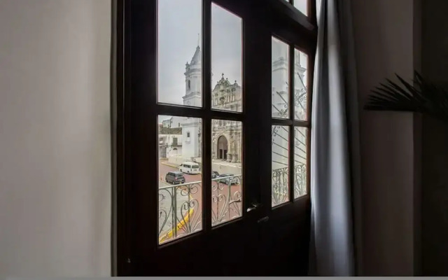 The Plaza Catedral Views by Acomodo Casco Viejo