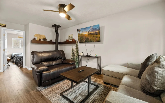 The Maple Lane Hideaway