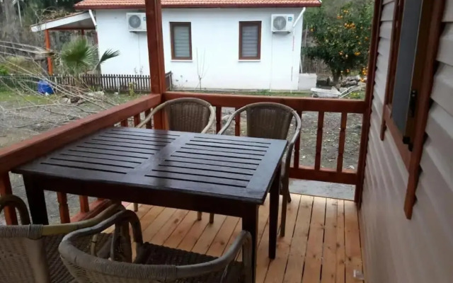 YALILI Wooden House