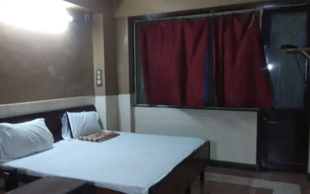 iROOMZ Hotel Sundar