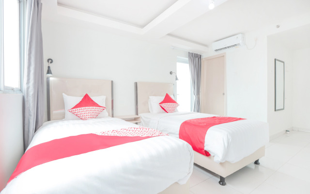 OYO Flagship 210 Amethyst Kemayoran Near RSUD Pademangan