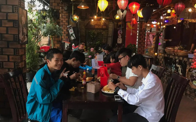 Redhouse Backpacker Hostel