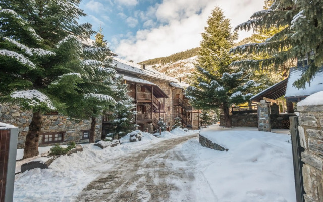 Rustic Chic de Luxe 47E