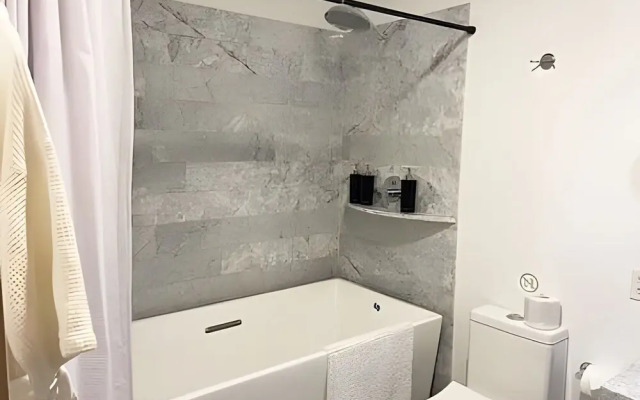 Modern Suite 1 - Heart of Roma Norte