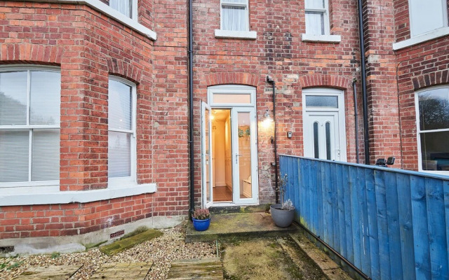 Host Stay South Bay Garden Apartment