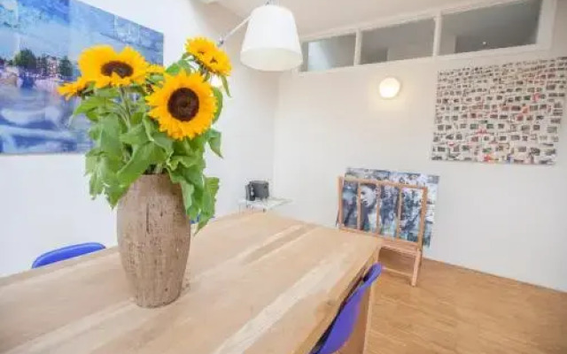 Helmers | Artfulstay