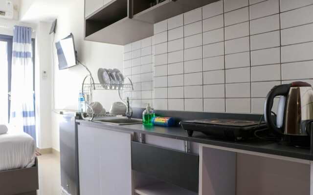 Comfy Stay Studio At Sayana Bekasi Apartment