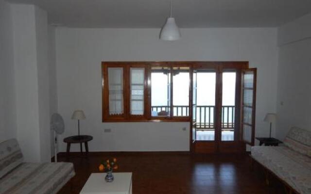 Seafront Villa Apartment 1st Floor