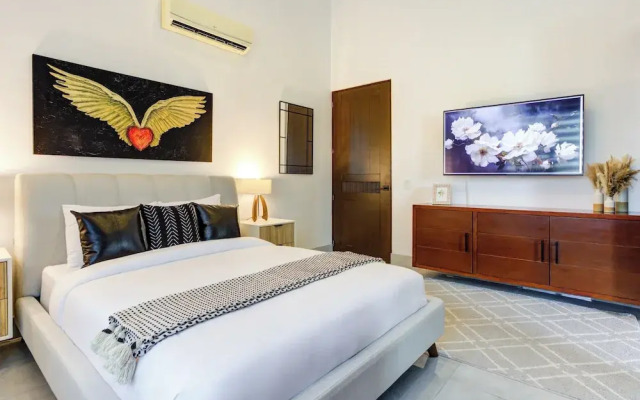 El Tigre Mariposa Villas