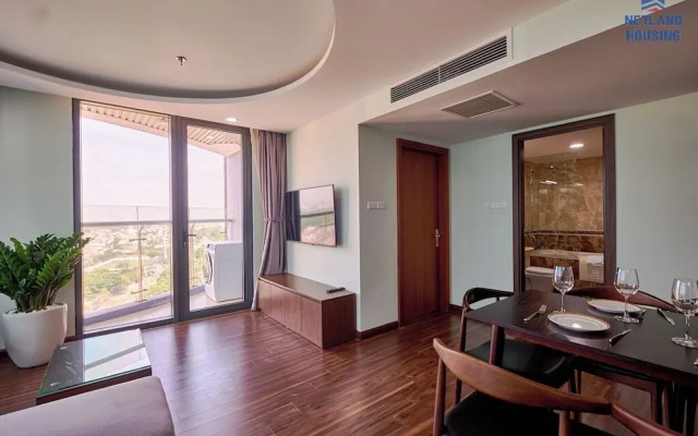 Netland Westlake Legacy Suites