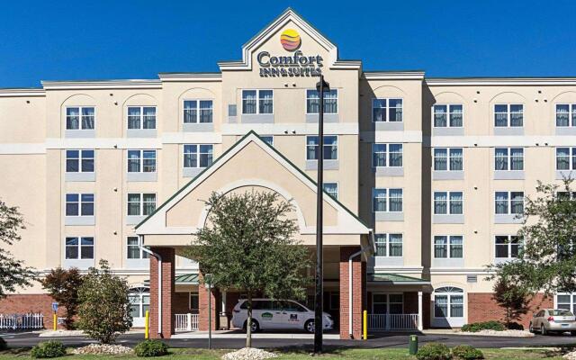 Comfort Inn & Suites Virginia Beach - Norfolk Airport