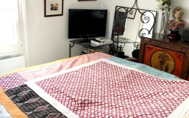 Apartment with One Bedroom in Paris, with Wonderful City View And Wifi