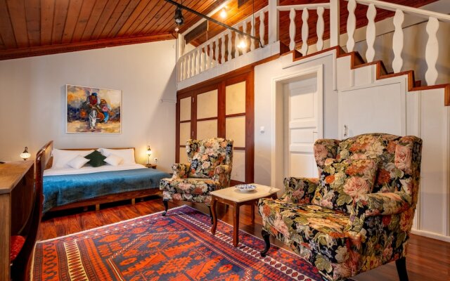 Nevalist Hotel