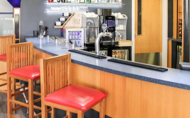 ibis Cardiff Gate - International Business Park