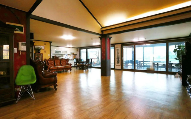 Yangpyeong Ganggaui Achim Pension