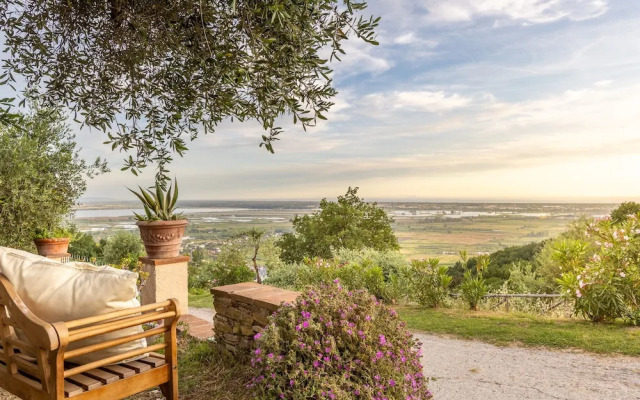 The Sea Air Villa in Massarosa