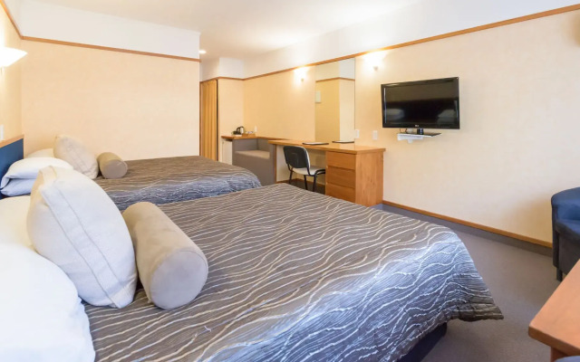 Distinction Hamilton Hotel & Conference Centre