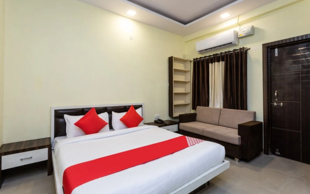 OYO Flagship 33019 Sartaaj