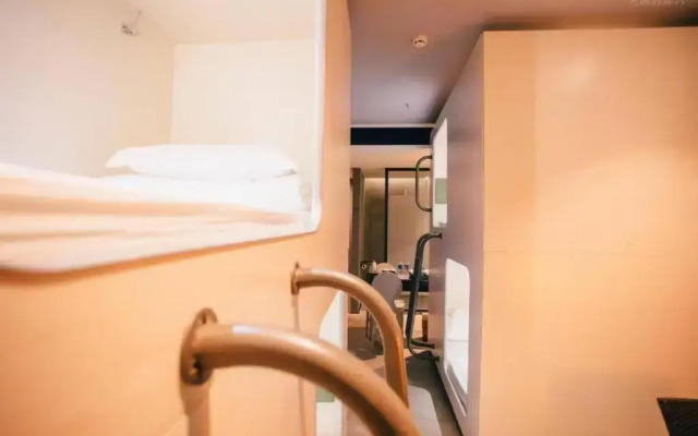 YueLanwan Seaside Resort Hotel