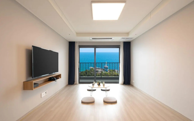 Sokcho I Park Suite Hotel and Residence