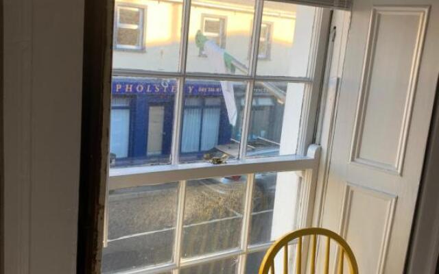 Room 2 Camp Street B&B & Self Catering