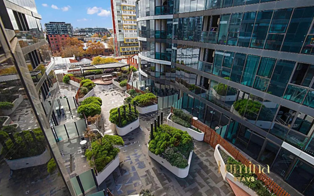 Lumina Suites