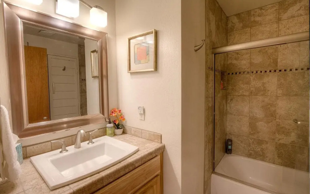 Fairway Lodge by Lake Tahoe Accommodations