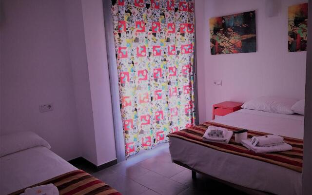 New Art Hostel Albergue Juvenil