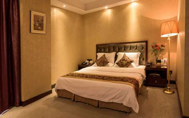 Gusto Hotel