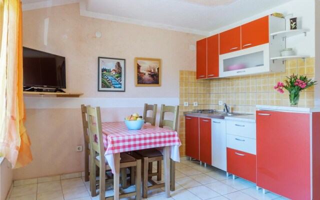 Stunning Apartment in Fazana With 1 Bedrooms and Wifi