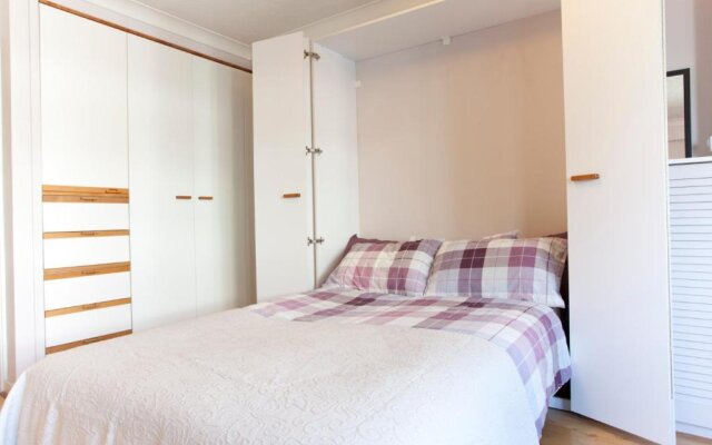 Tower Bridge Apartment