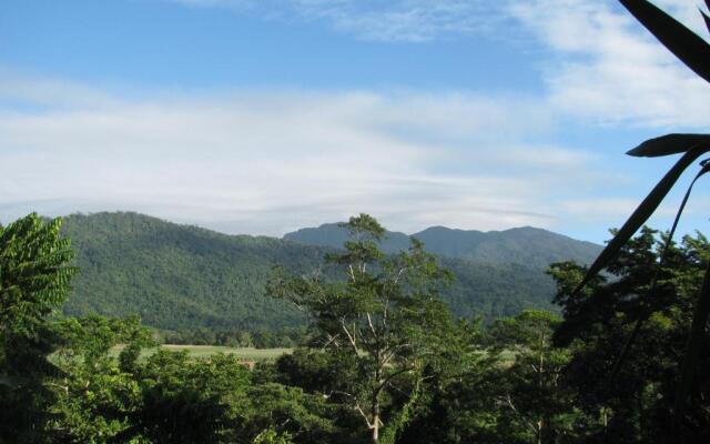 Mossman Gorge Bed and Breakfast