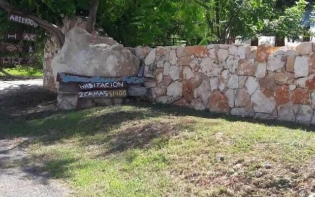 Iguana Rana Cabins Bacalar