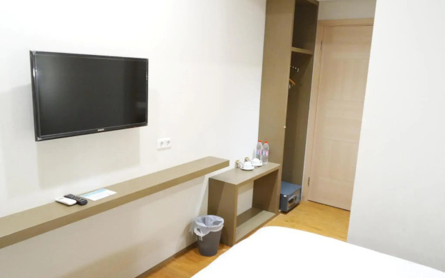 Yokotel Hotel