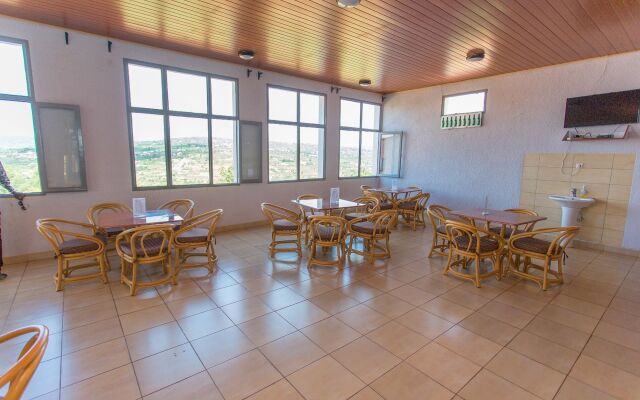 Cenetra Hotel
