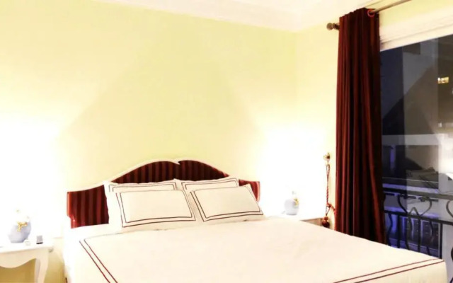 Mayana Hotel