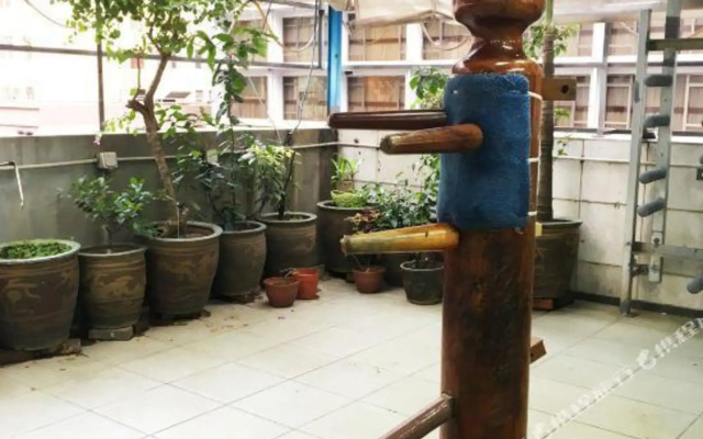 Kung Fu Hostel