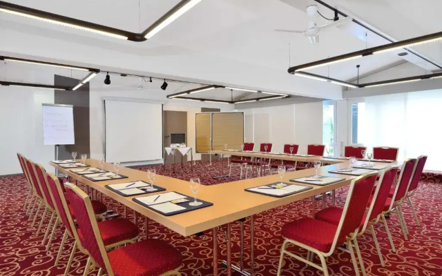 Landhotel Böld and Restaurant Uhrmacher Oberammergau