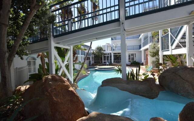 West Beach Lagoon 220 Stylish And Cozy
